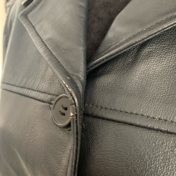 🦇 Vintage 90’s Leather Jacket 🦇 - Picture 4 of 12